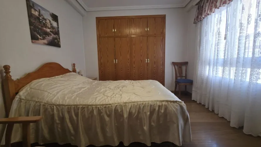 Apartamento de 3 dormitorios en Torrevieja, España No. 2446 № 28