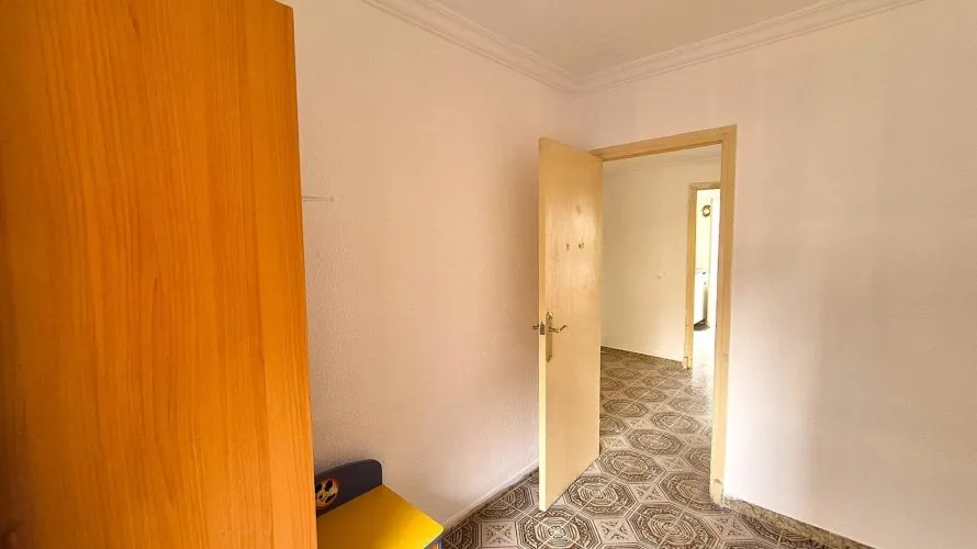 Apartamento de 1 dormitorio en Alicante, España No. 2489 № 12