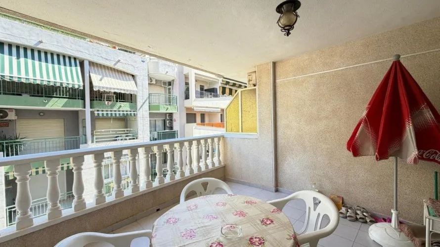 Apartamento de 1 dormitorio en Torrevieja, España No. 2670 № 6