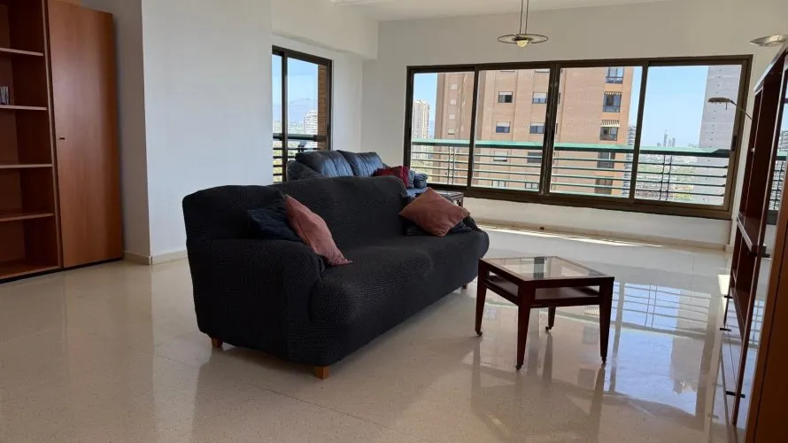 Apartamento de 3 dormitorios en Benidorm, España No. 2643 № 25