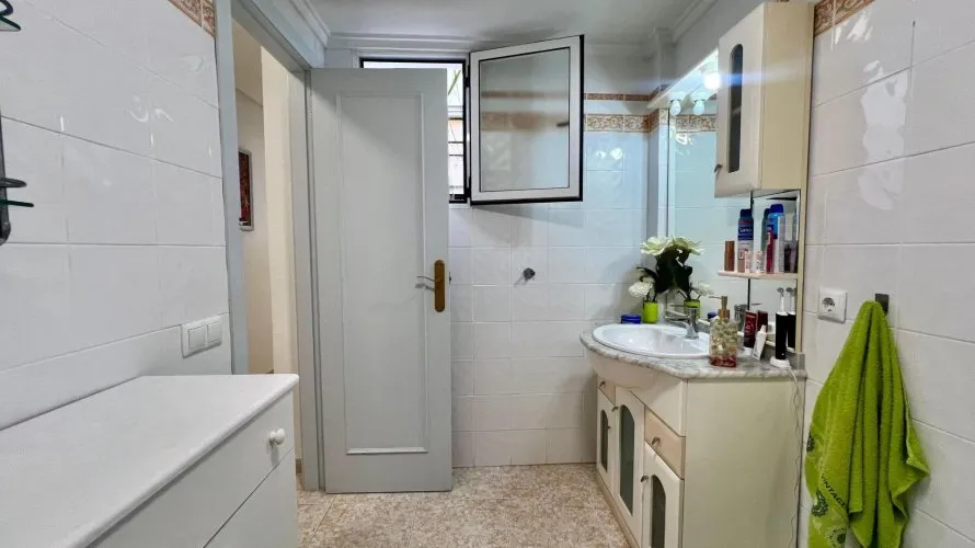 Apartamento de 1 dormitorio en Torrevieja, España No. 2632