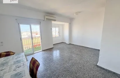 Apartamento de 2 dormitorios en Puerto De Sagunto, España No. 2616