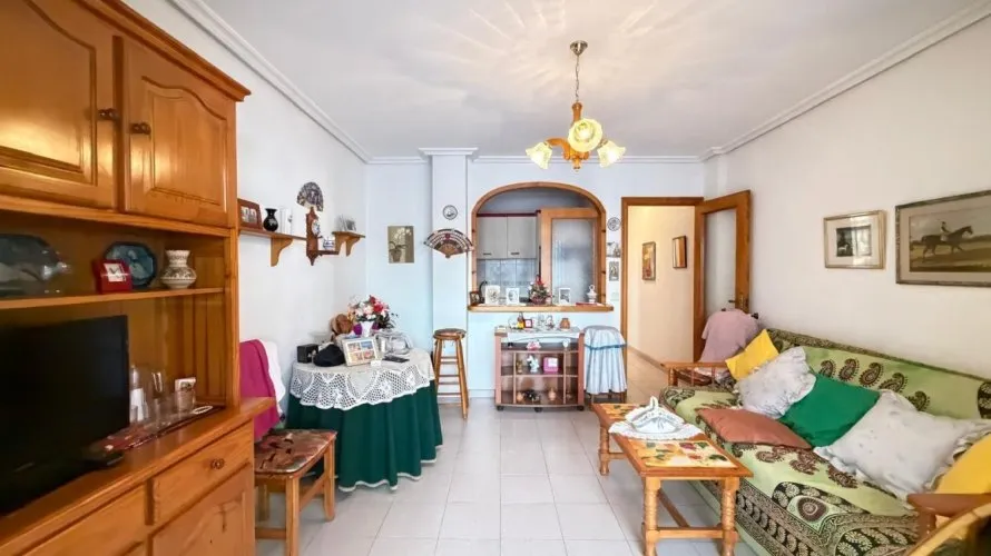 Apartamento de 1 dormitorio en Torrevieja, España No. 2670 № 10