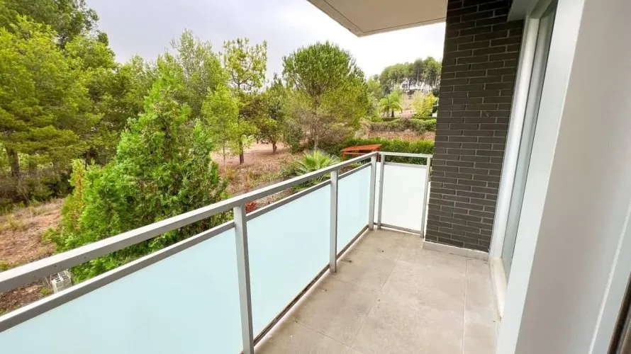 Apartamento de 4 dormitorios en Chiva, España No. 2585 № 24