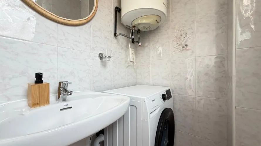 Apartamento de 2 dormitorios en Torrevieja, España No. 2628 № 8