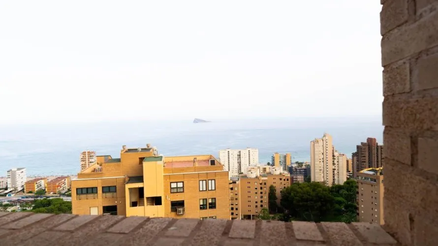 Apartamento de 3 dormitorios en Benidorm, España No. 2643 № 6