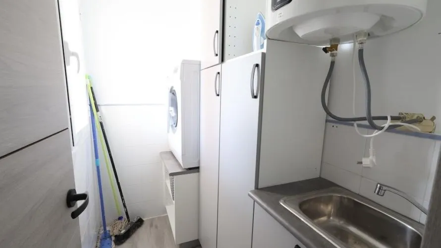 Apartamento de 2 dormitorios en Alicante, España No. 2546 № 6