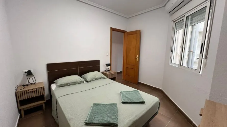 Apartamento de 2 dormitorios en Torrevieja, España No. 2587 № 5