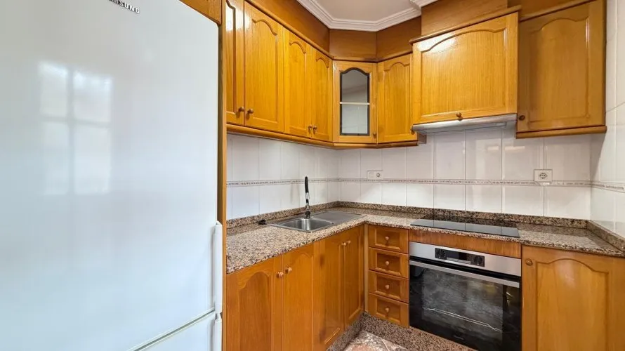 Apartamento de 2 dormitorios en Torrevieja, España No. 2628 № 15