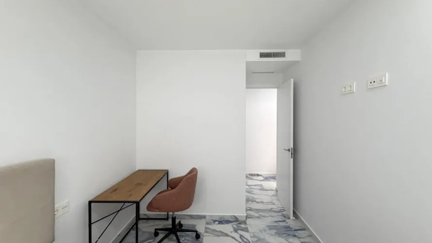 Apartamento de 3 dormitorios en Torrevieja, España No. 2678 № 18