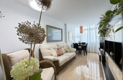 Apartamento de 2 dormitorios en Torrevieja, España No. 2609