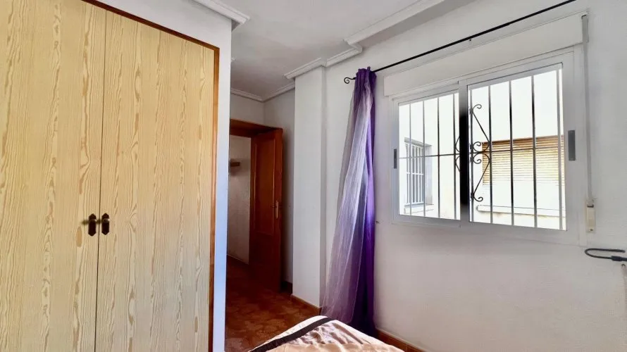 Apartamento de 1 dormitorio en Torrevieja, España No. 2617 № 8