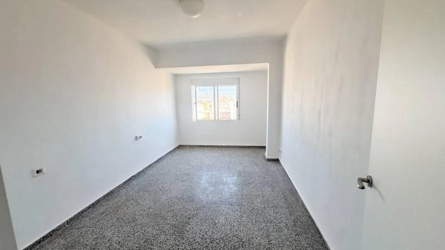 Apartamento de 2 dormitorios en Puerto De Sagunto, España No. 2616 № 9