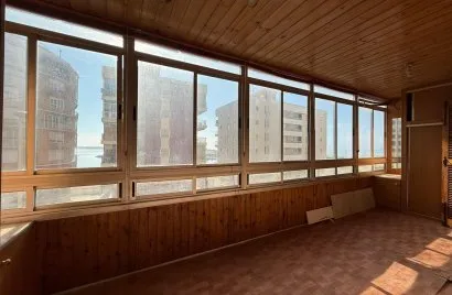 Apartamento de 3 dormitorios en Torrevieja, España No. 2527