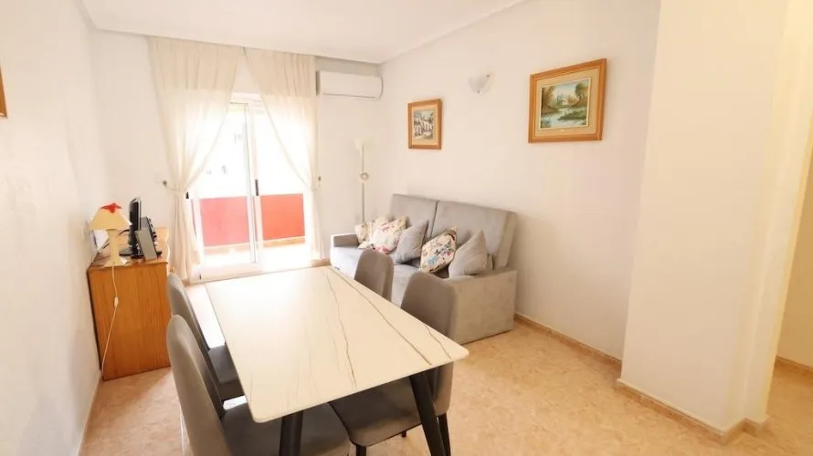 Apartamento de 2 dormitorios en Torrevieja, España No. 2603 № 11