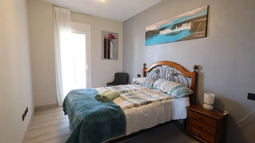 Apartamento de 2 dormitorios en Alicante, España No. 2546 № 11