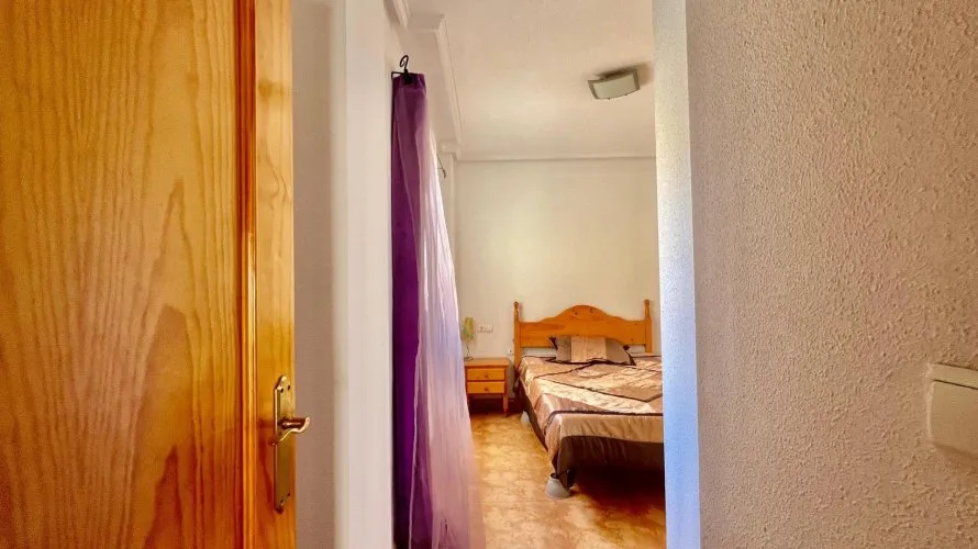Apartamento de 1 dormitorio en Torrevieja, España No. 2617 № 10