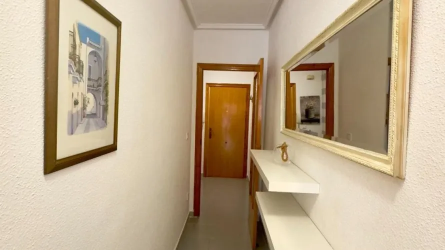 Apartamento de 1 dormitorio en Torrevieja, España No. 2608 № 9