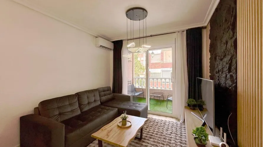 Apartamento de 2 dormitorios en Torrevieja, España No. 2535 № 10