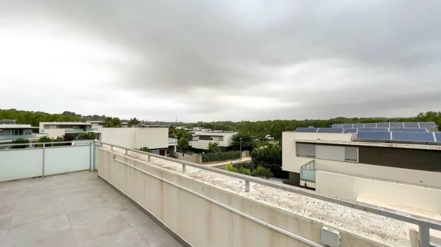 Apartamento de 4 dormitorios en Chiva, España No. 2585 № 27