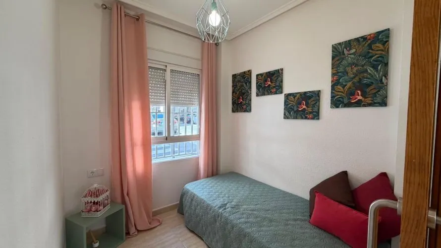 Apartamento de 40m² en Torrevieja, España No. 2614