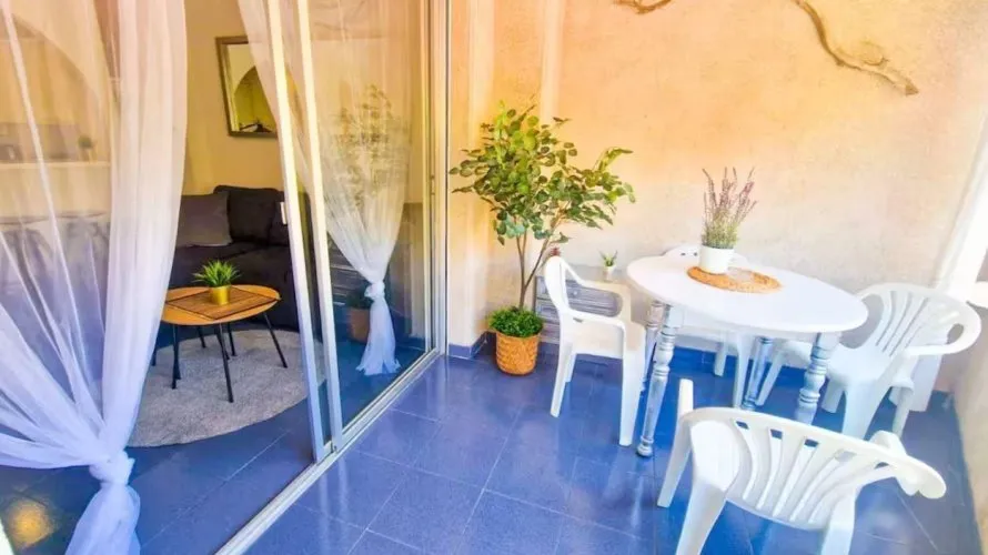 Apartamento de 1 dormitorio en Torrevieja, España No. 2615 № 11