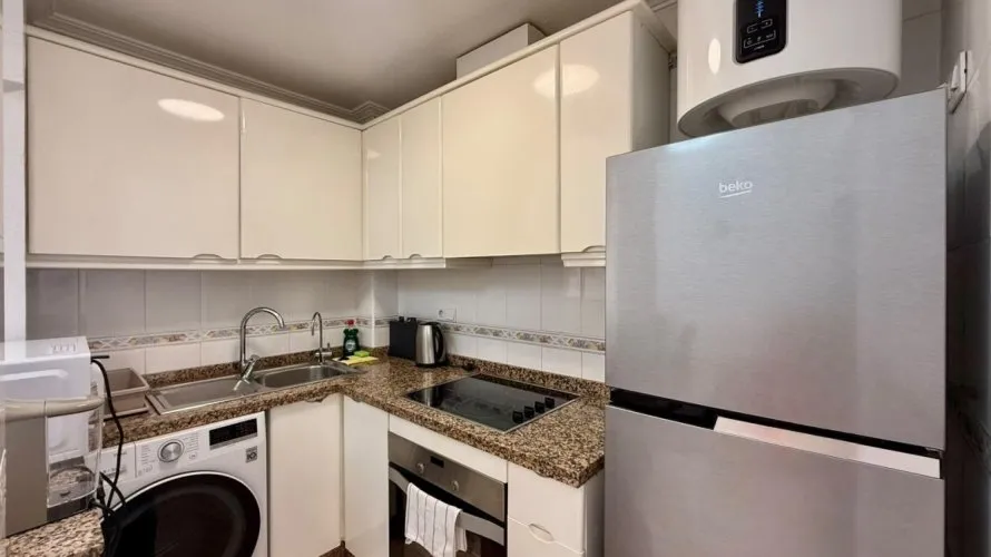 Ático de 3 dormitorios en Torrevieja, España No. 2677 № 22