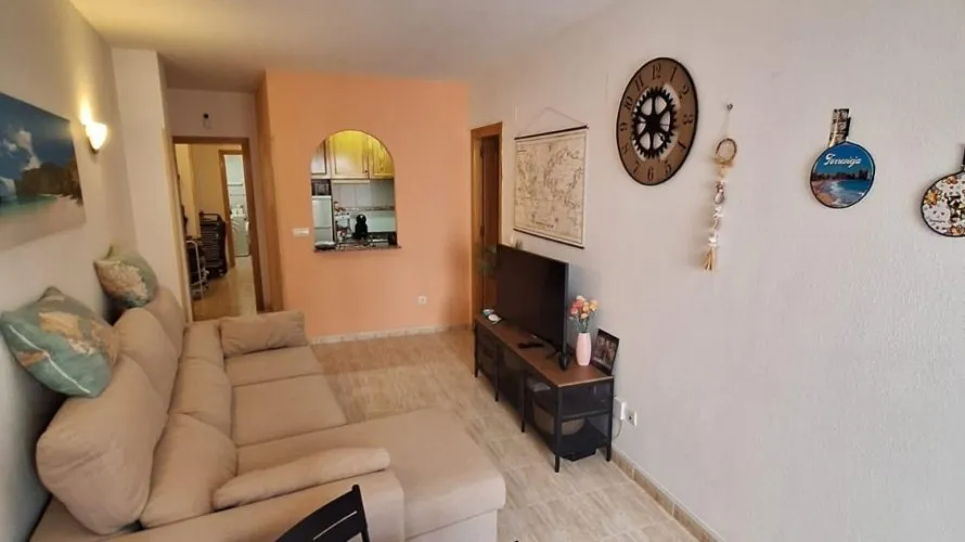 Apartamento de 1 dormitorio en Torrevieja, España No. 2613 № 7
