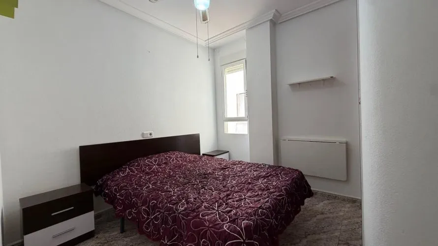 Apartamento de 2 dormitorios en Torrevieja, España No. 2618 № 3