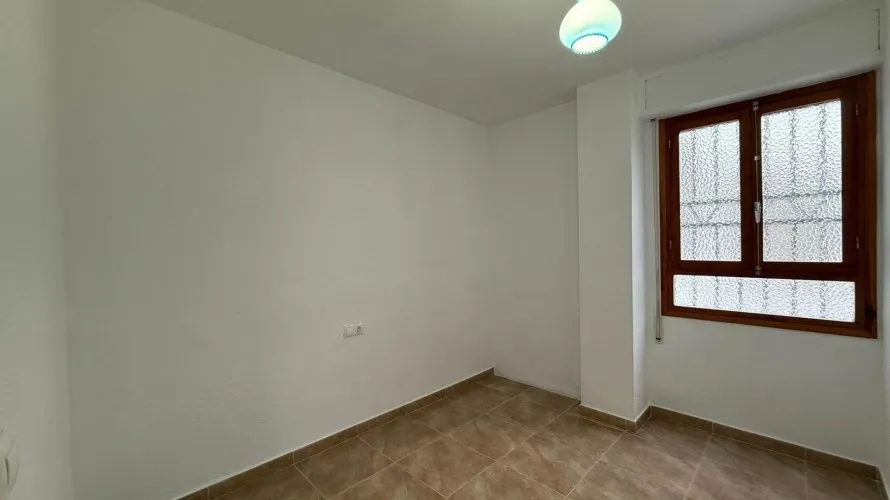 Apartamento de 3 dormitorios en Torrevieja, España No. 2527 № 1