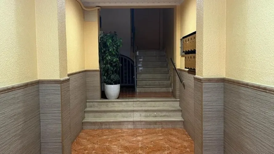 Apartamento de 1 dormitorio en Torrent, España No. 2611 № 3