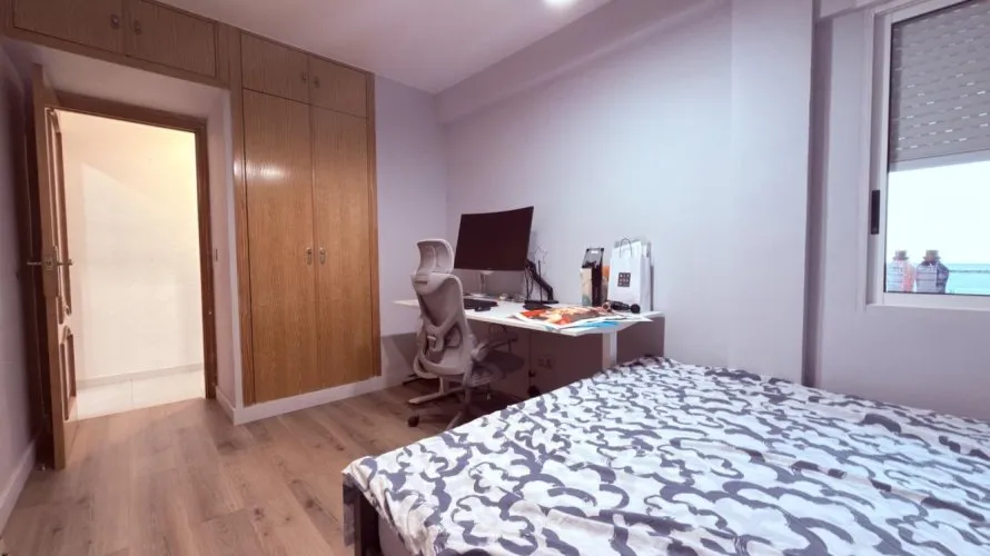 Apartamento de 1 dormitorio en Alicante, España No. 2681