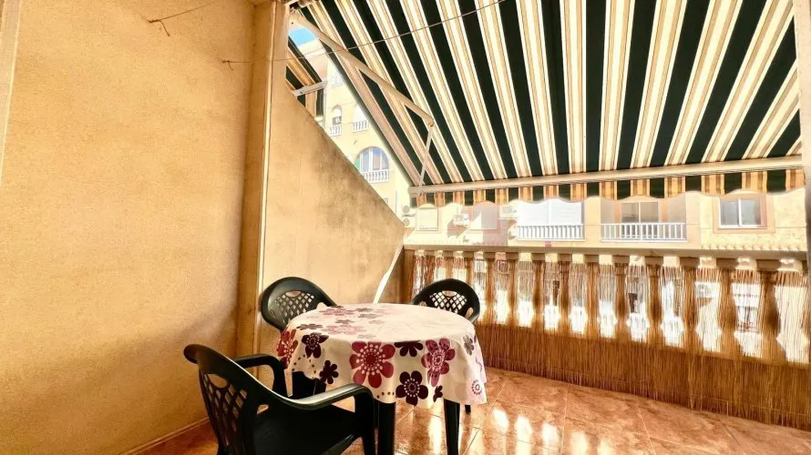 Apartamento de 1 dormitorio en Torrevieja, España No. 2631 № 23