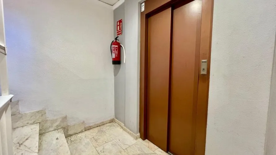 Apartamento de 1 dormitorio en Torrevieja, España No. 2617 № 4