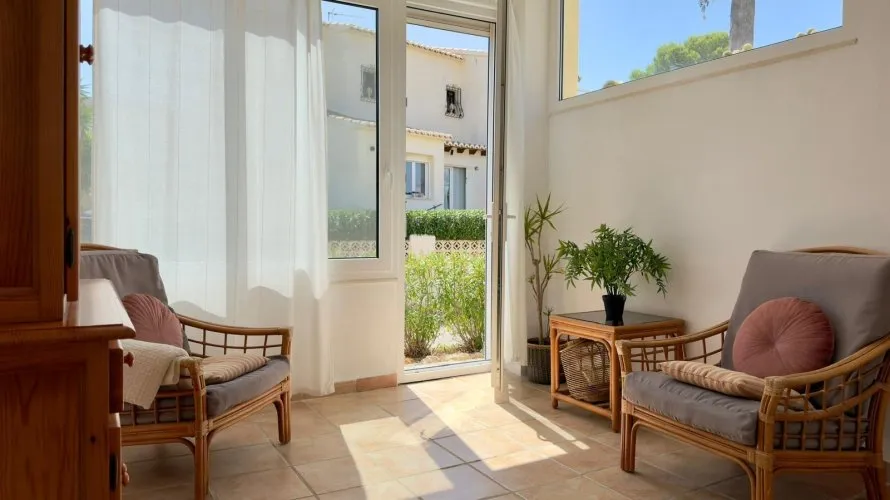 Apartamento de 2 dormitorios en Benitachell, España No. 2567