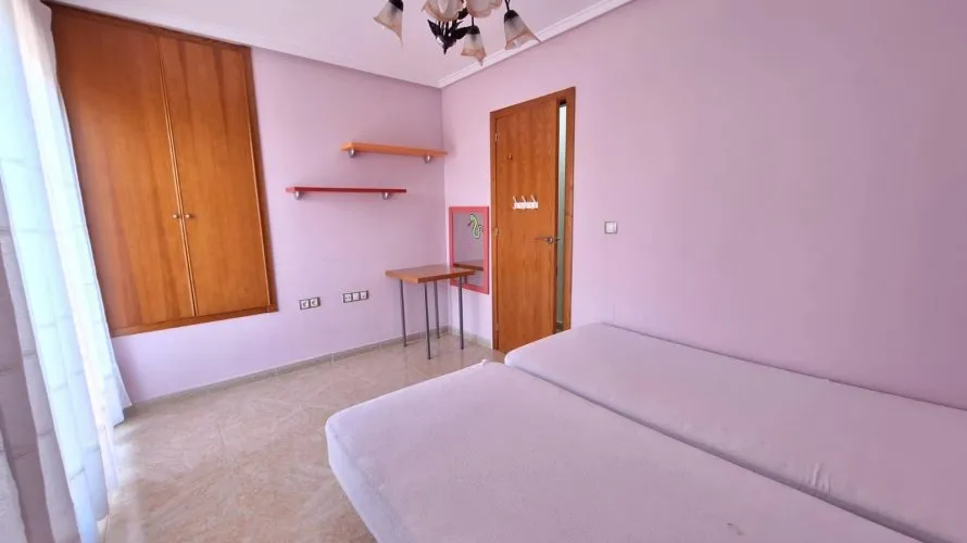 Dúplex de 83m² en Torrevieja, España No. 2622 № 8