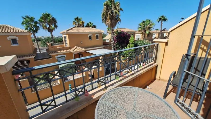 Dúplex de 83m² en Torrevieja, España No. 2622 № 9