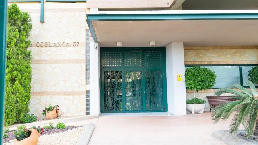 Apartamento de 3 dormitorios en Benidorm, España No. 2643 № 10