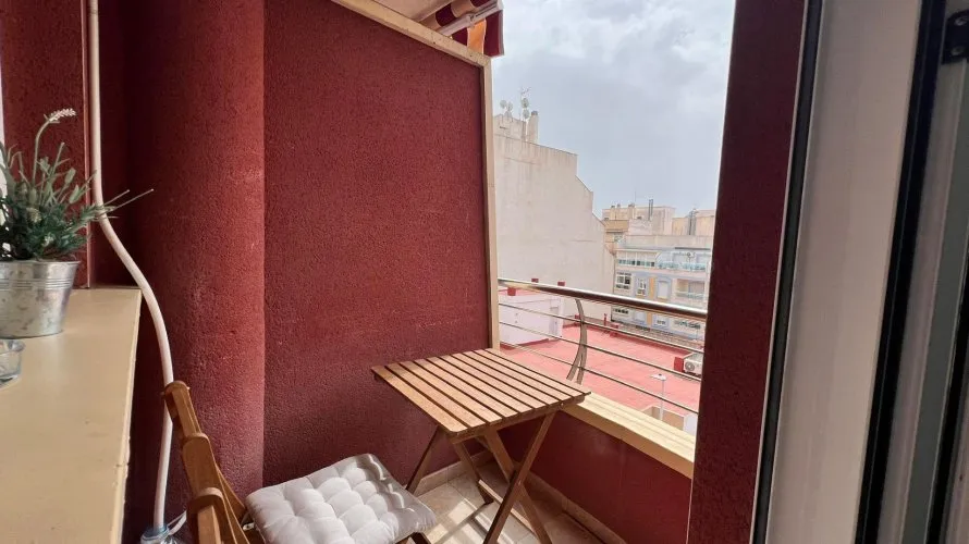 Apartamento de 2 dormitorios en Torrevieja, España No. 2587 № 11