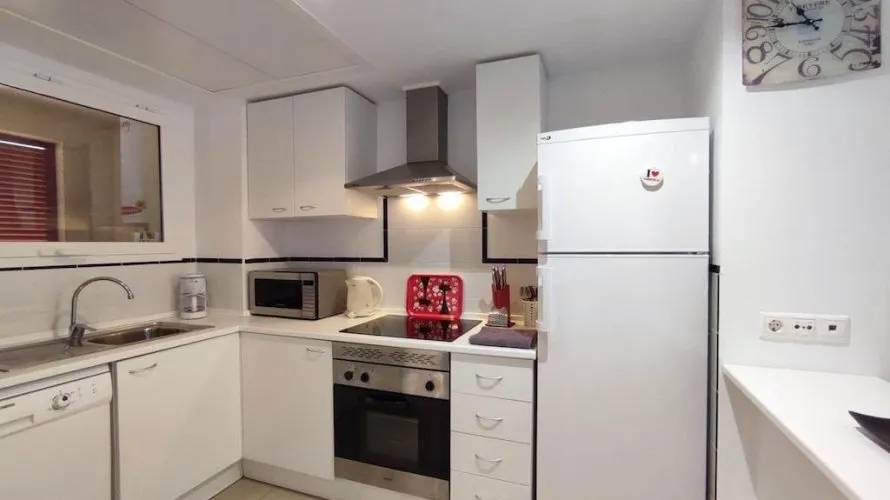 Apartamento de 2 dormitorios en Torrevieja, España No. 2738 № 19