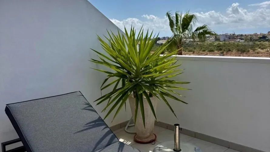 Dúplex de 3 dormitorios en La Zenia, España No. 2791 № 1