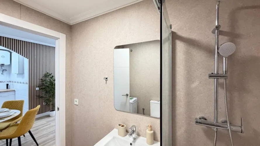 Apartamento de 1 dormitorio en Torrevieja, España No. 2782 № 1