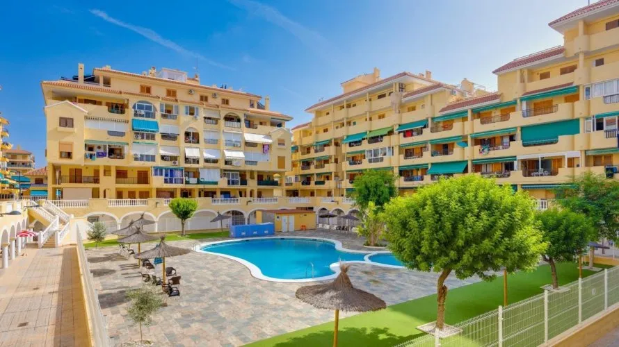 Apartamento de 1 dormitorio en La Mata, España No. 2748 № 23