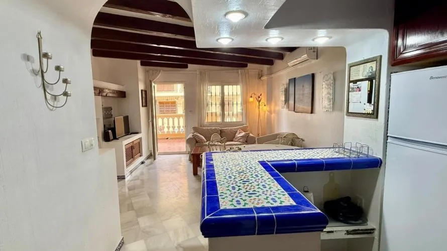 Apartamento de 2 dormitorios en Torrevieja, España No. 2795 № 14