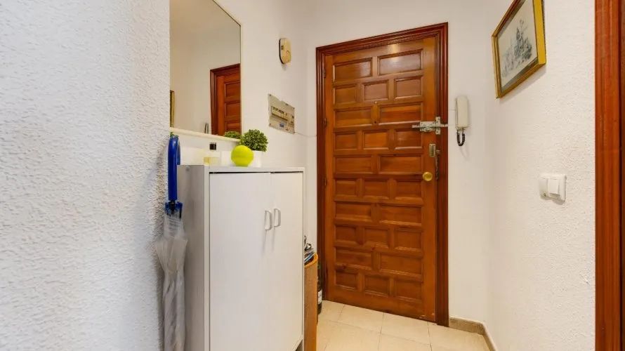 Apartamento de 70m² en Torrevieja, España No. 2709 № 28