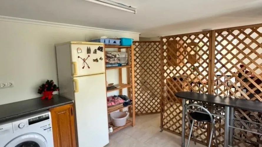 Apartamento de 4 dormitorios en Almisera, España No. 2705 № 7