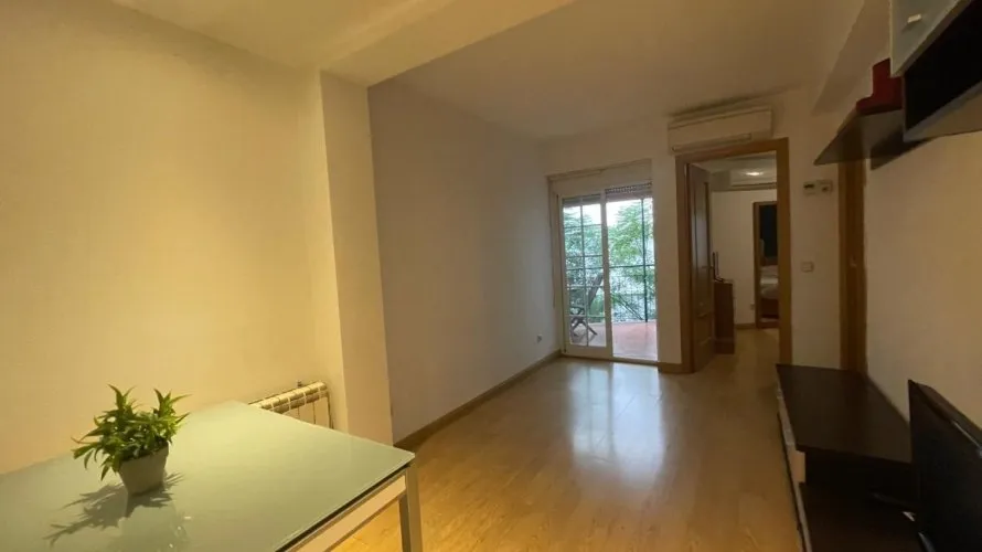 Apartamento de 1 dormitorio en Madrid, España No. 2752 № 8