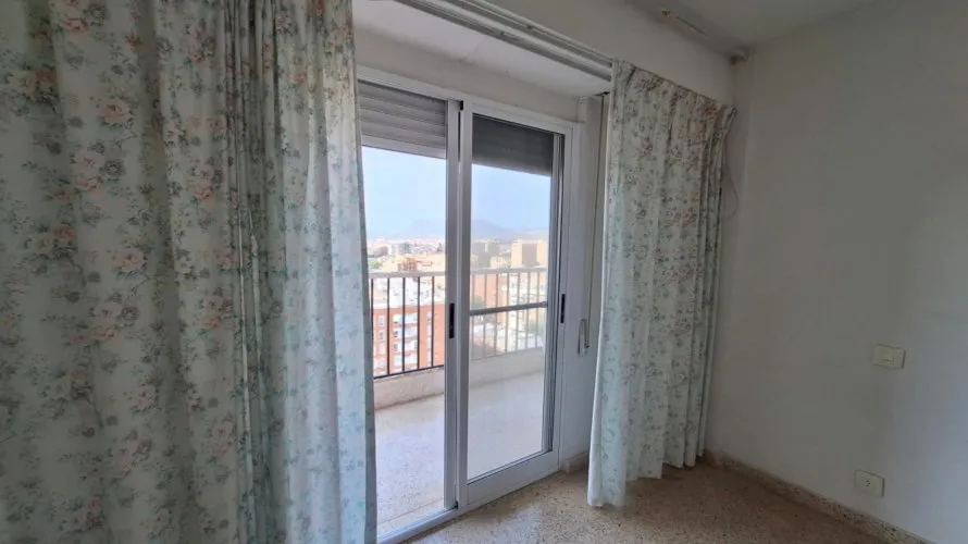 Apartamento de 1 dormitorio en Alicante, España No. 2792 № 10