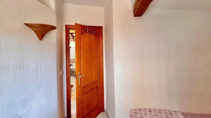 Apartamento de 2 dormitorios en Torrevieja, España No. 2794 № 3