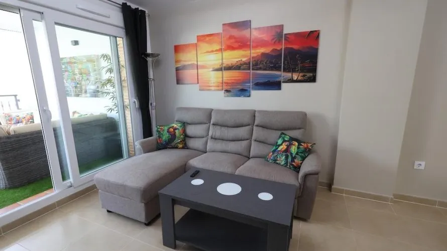 Apartamento de 2 dormitorios en Alicante, España No. 2776 № 11